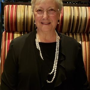 Meet your Posher, Lynda